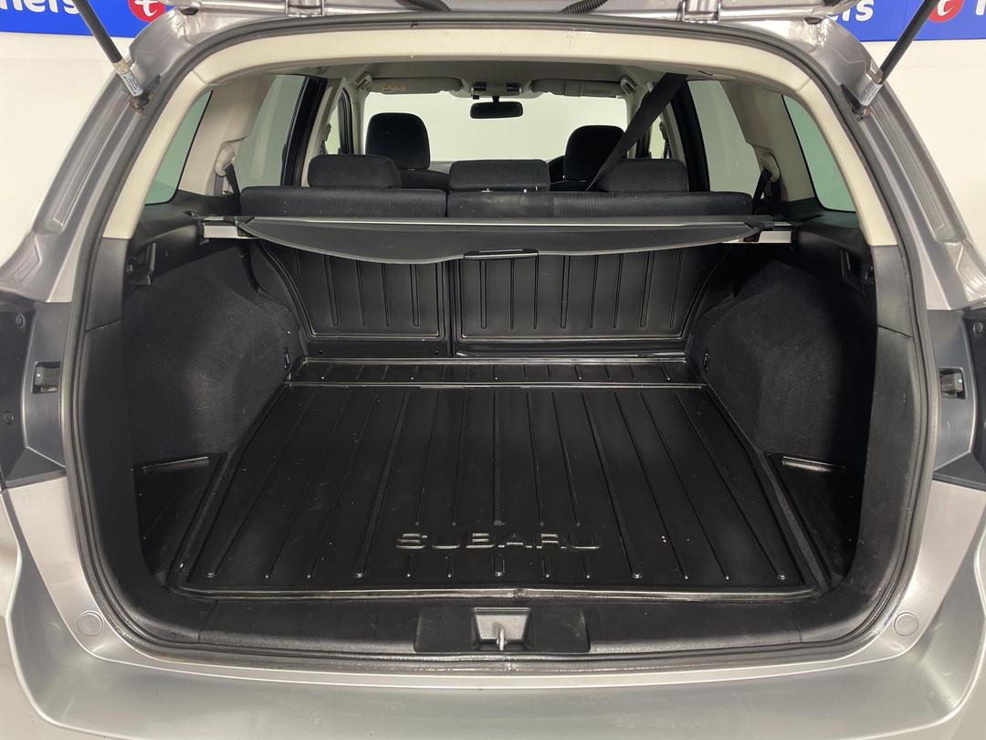 Photo '14' of Subaru Outback