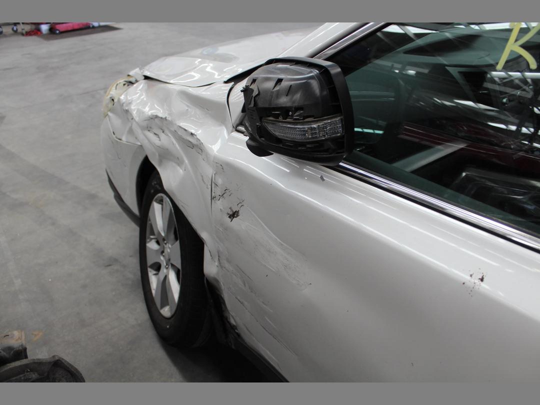 Photo '10' of Subaru Outback I Photo '10' of Subaru Outback I