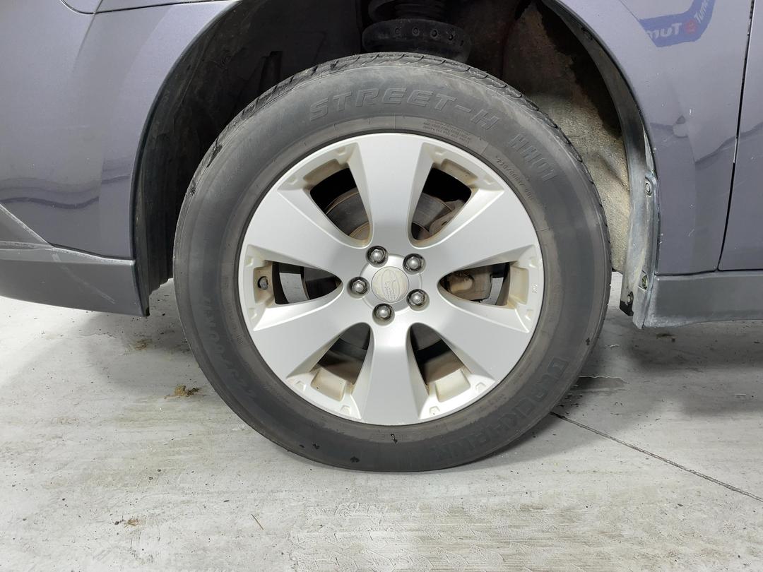 Photo '10' of Subaru Outback