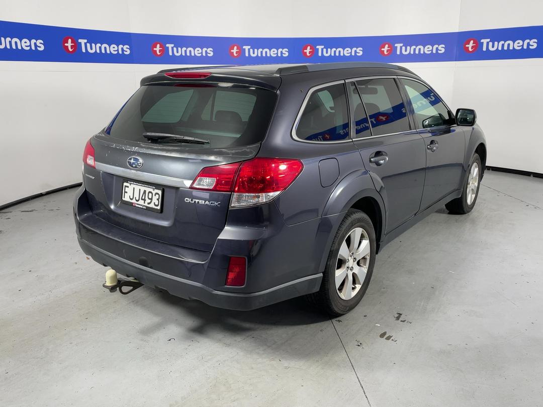 Photo '7' of Subaru Outback
