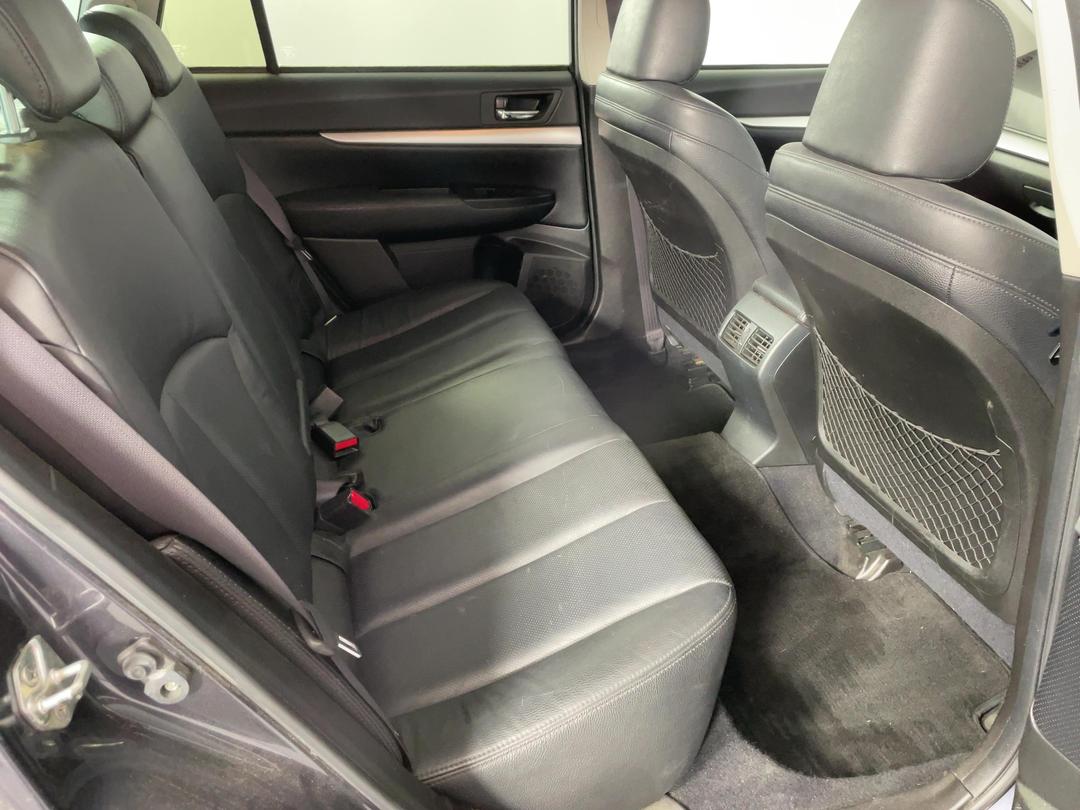 Photo '20' of Subaru Outback
