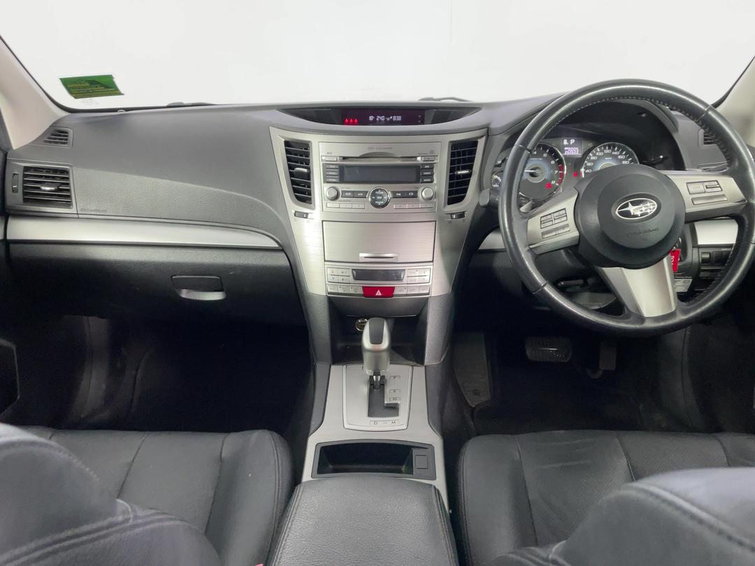 Photo '17' of Subaru Outback