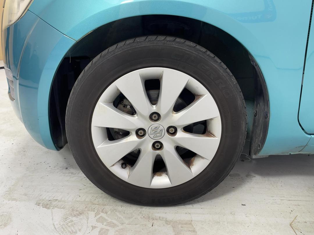 Photo '10' of Suzuki Splash