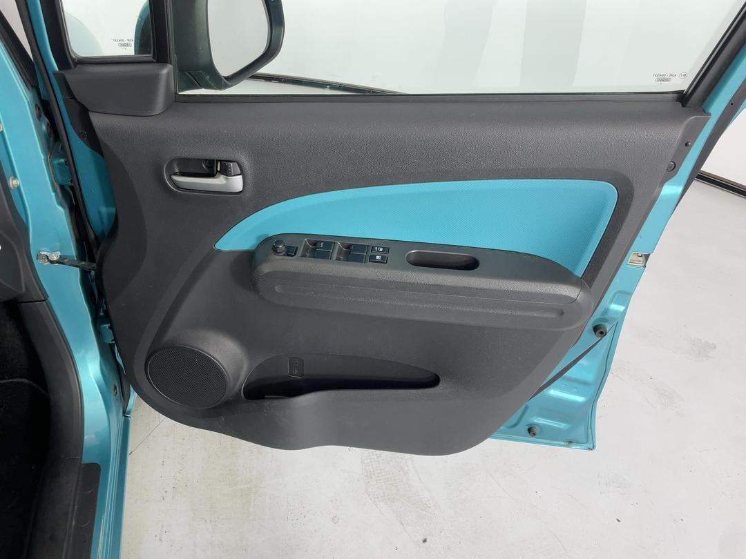 Photo '15' of Suzuki Splash
