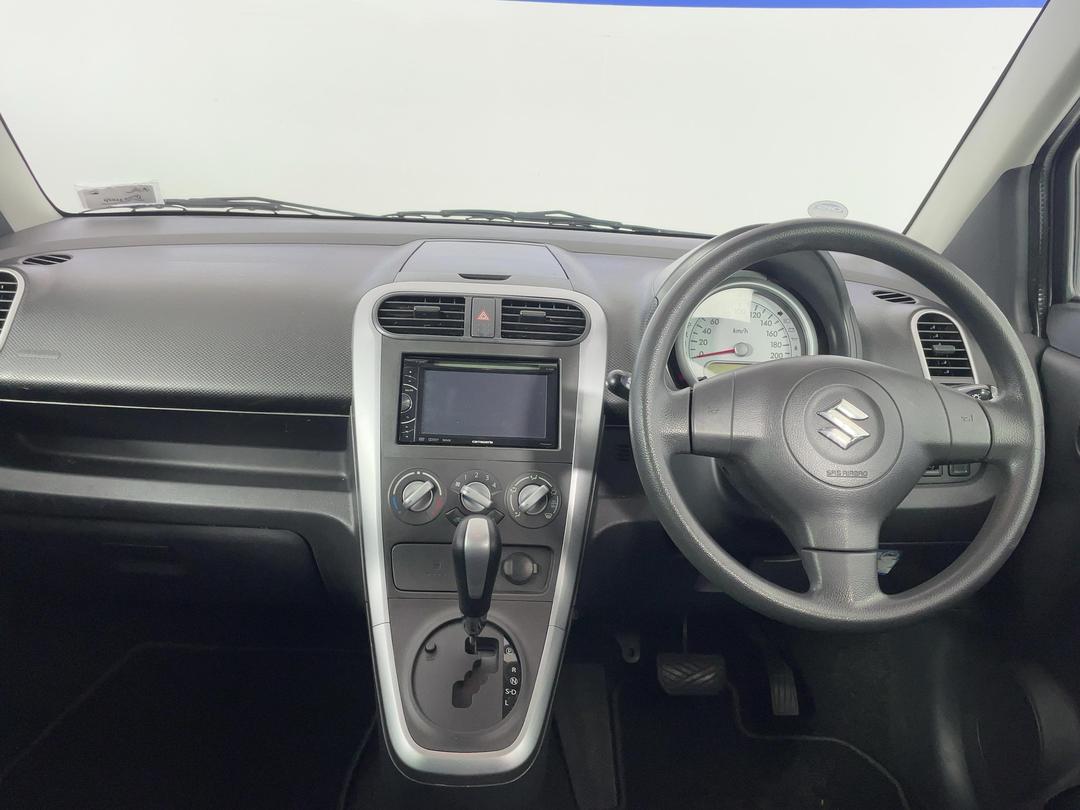 Photo '17' of Suzuki Splash