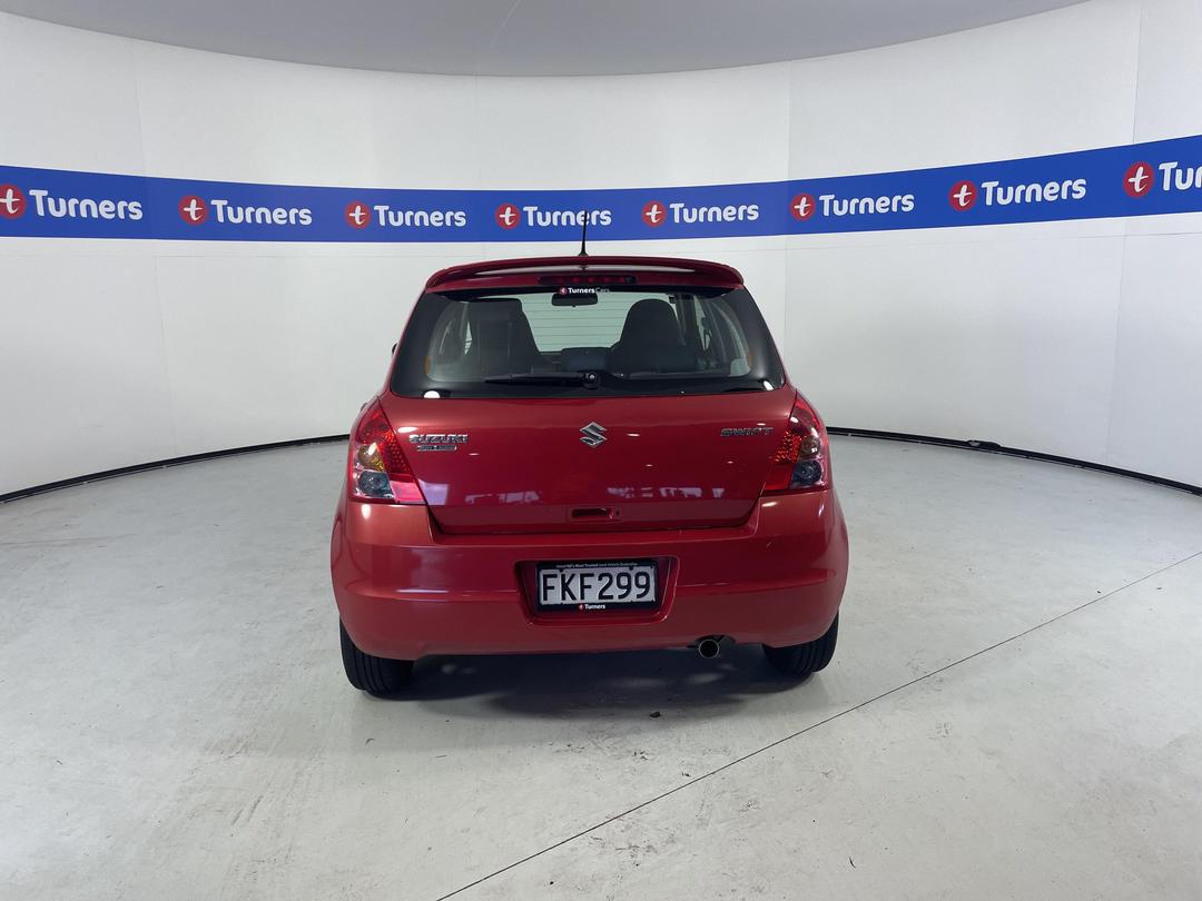 Photo '6' of Suzuki Swift