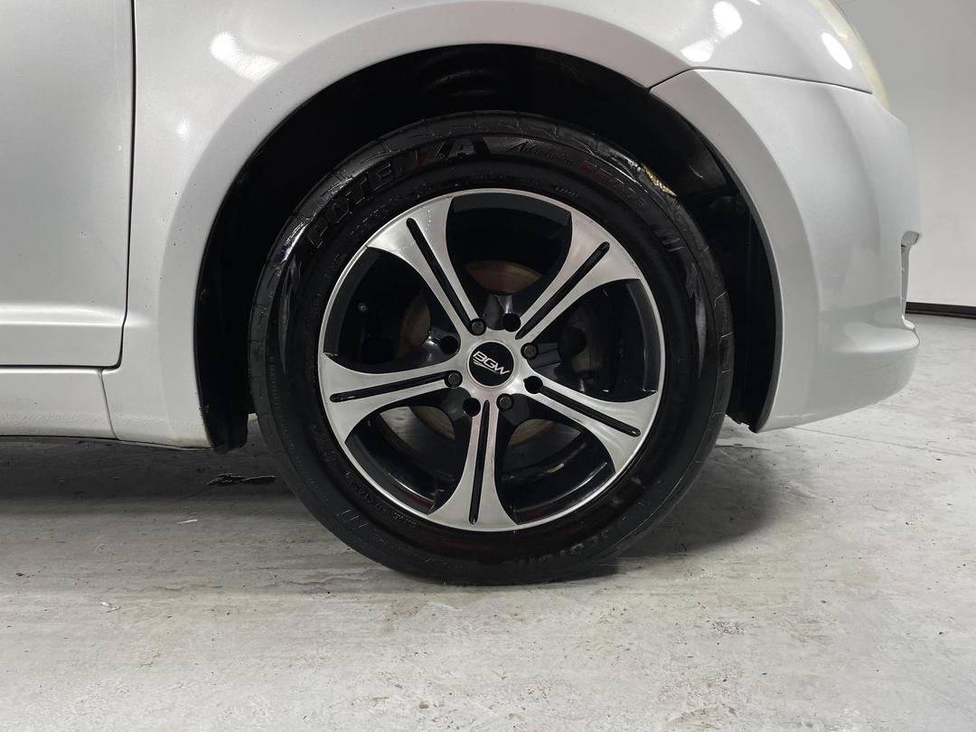 Photo '9' of Suzuki Swift