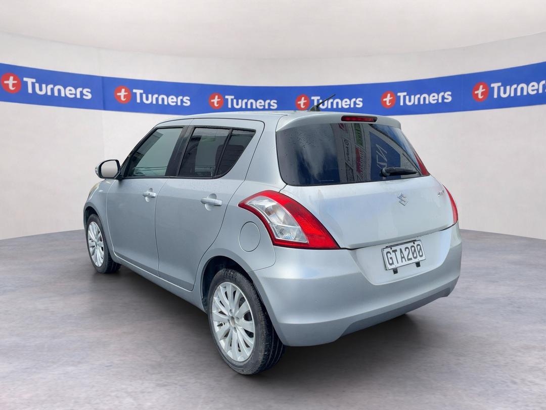 Photo '4' of Suzuki Swift