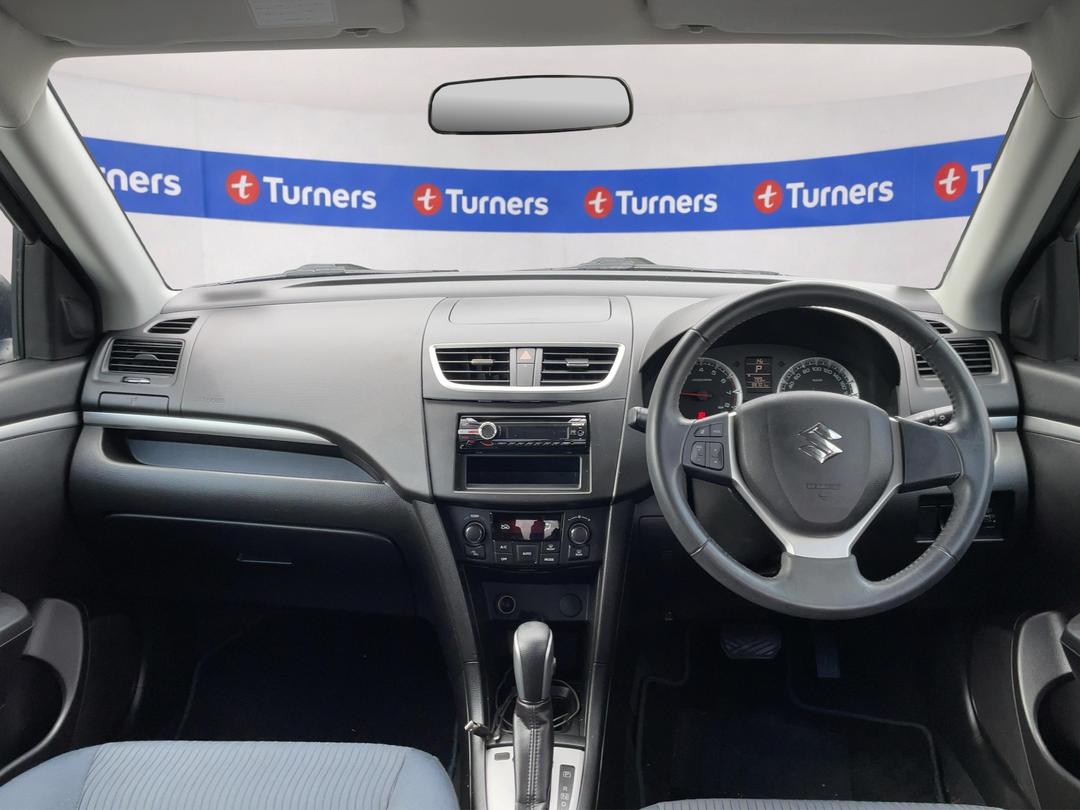 Photo '15' of Suzuki Swift