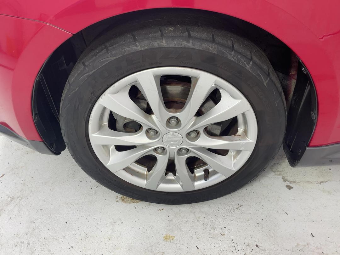 Photo '10' of Suzuki Swift