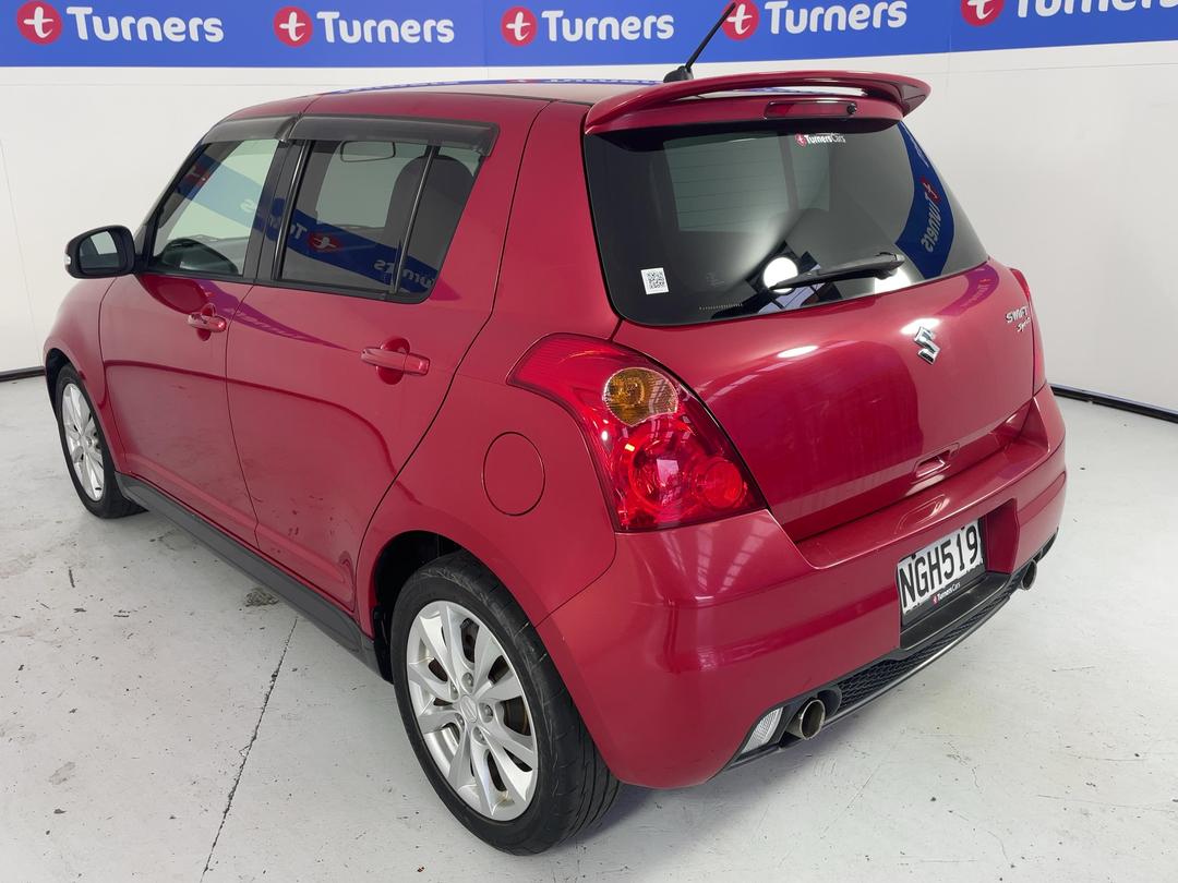 Photo '5' of Suzuki Swift