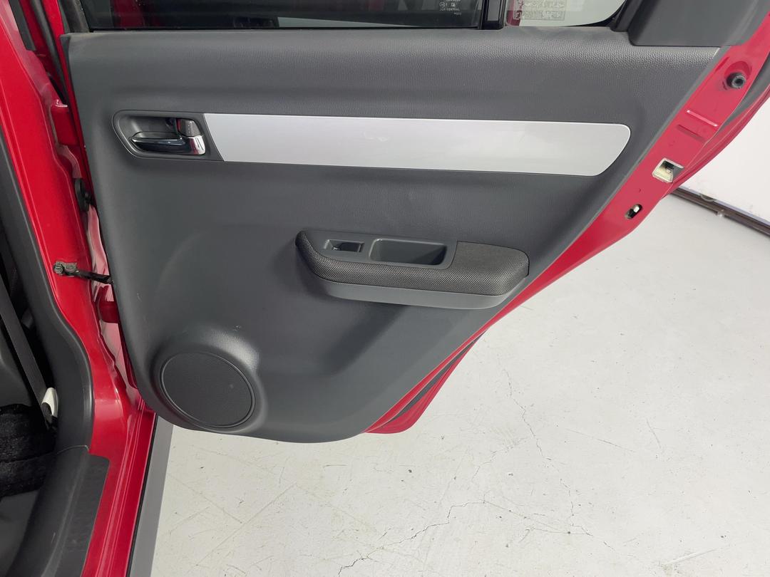 Photo '19' of Suzuki Swift