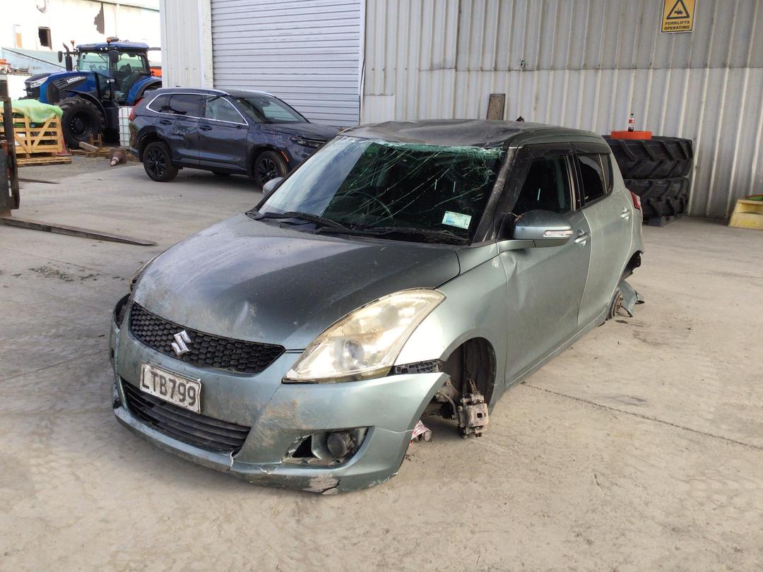 Photo '3' of Suzuki Swift Photo '3' of Suzuki Swift