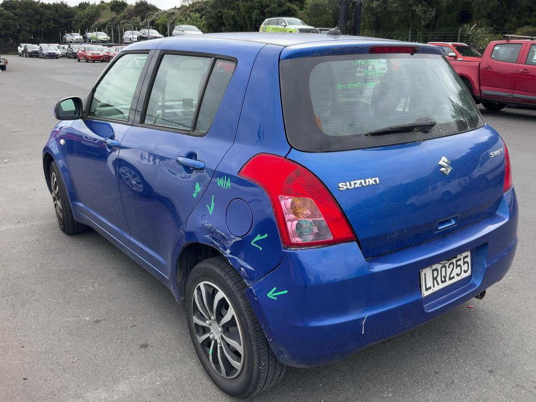 Photo '3' of Suzuki Swift Glxha