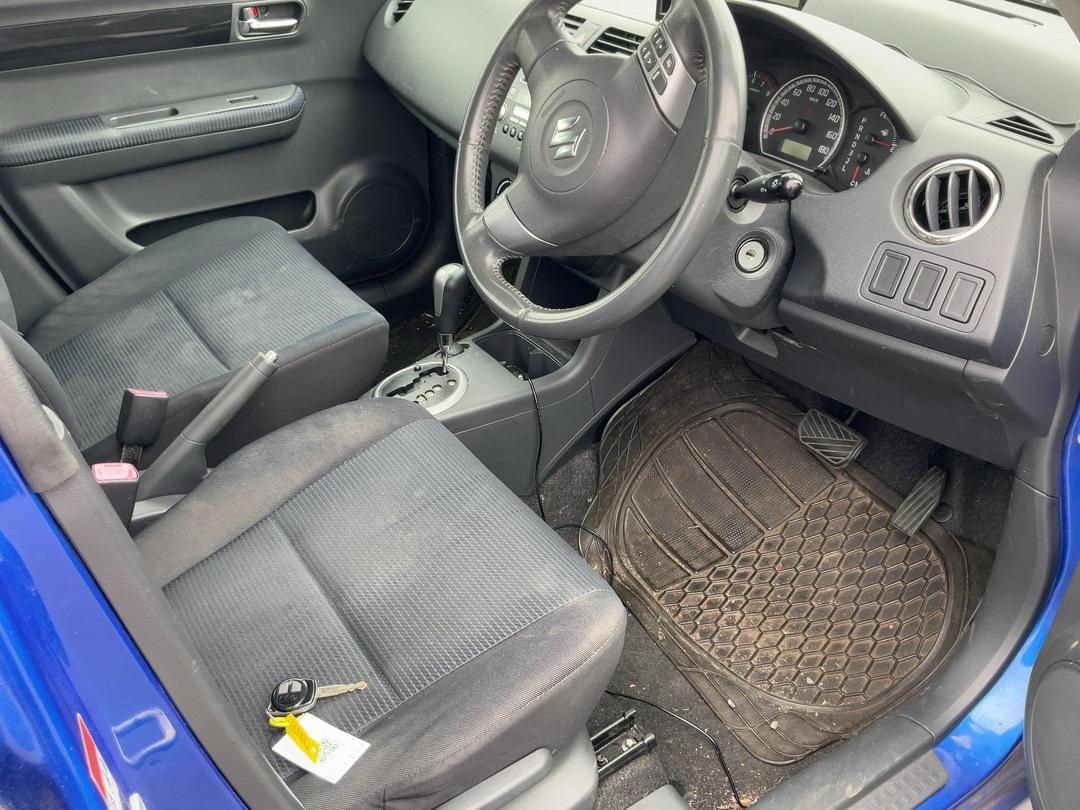 Photo '12' of Suzuki Swift Glxha