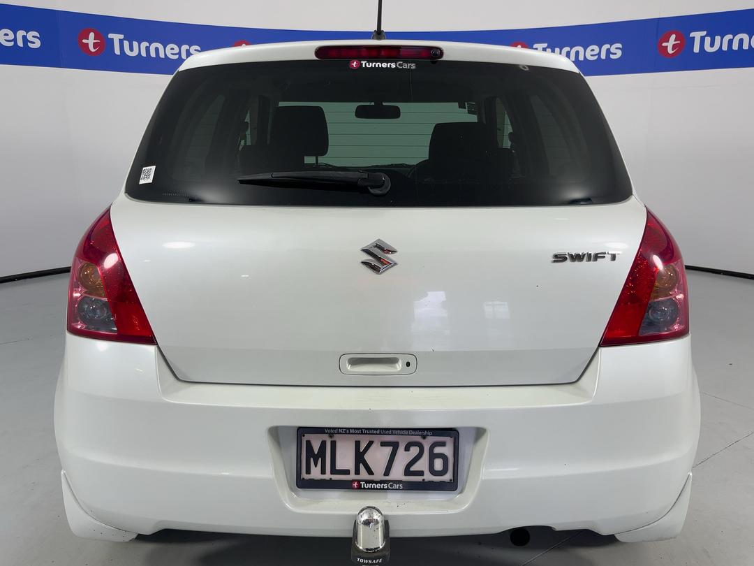 Photo '6' of Suzuki Swift