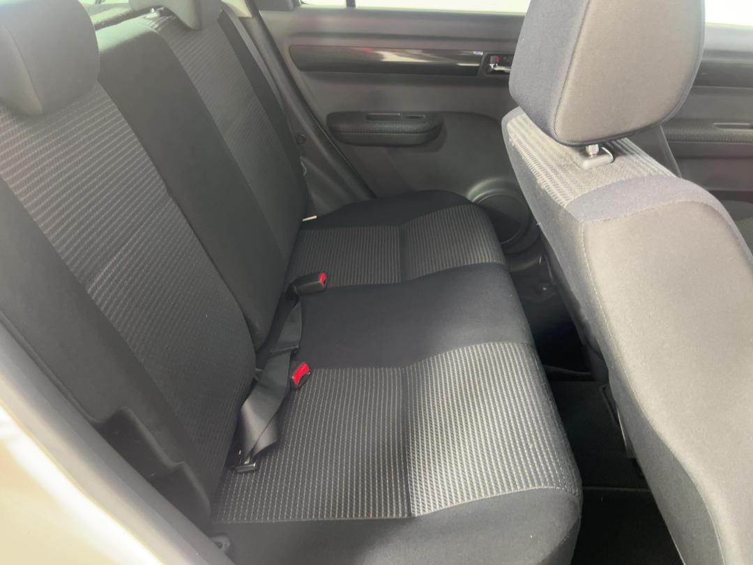 Photo '20' of Suzuki Swift