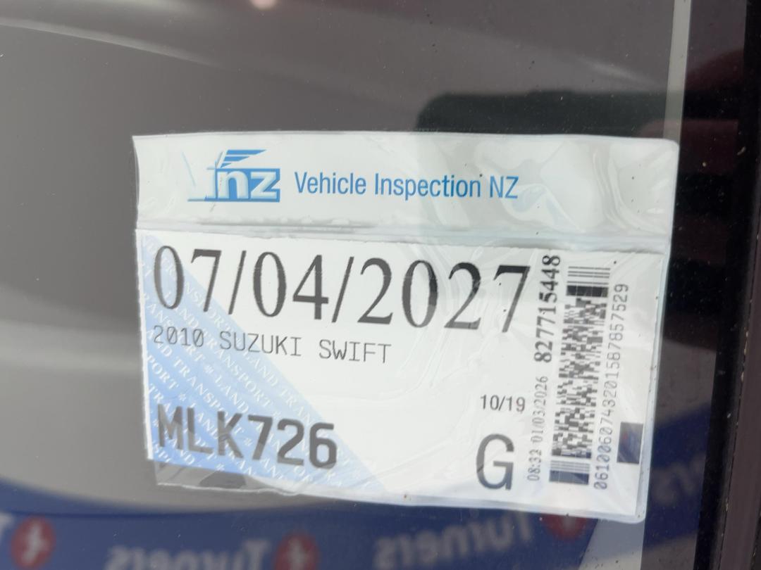 Photo '27' of Suzuki Swift