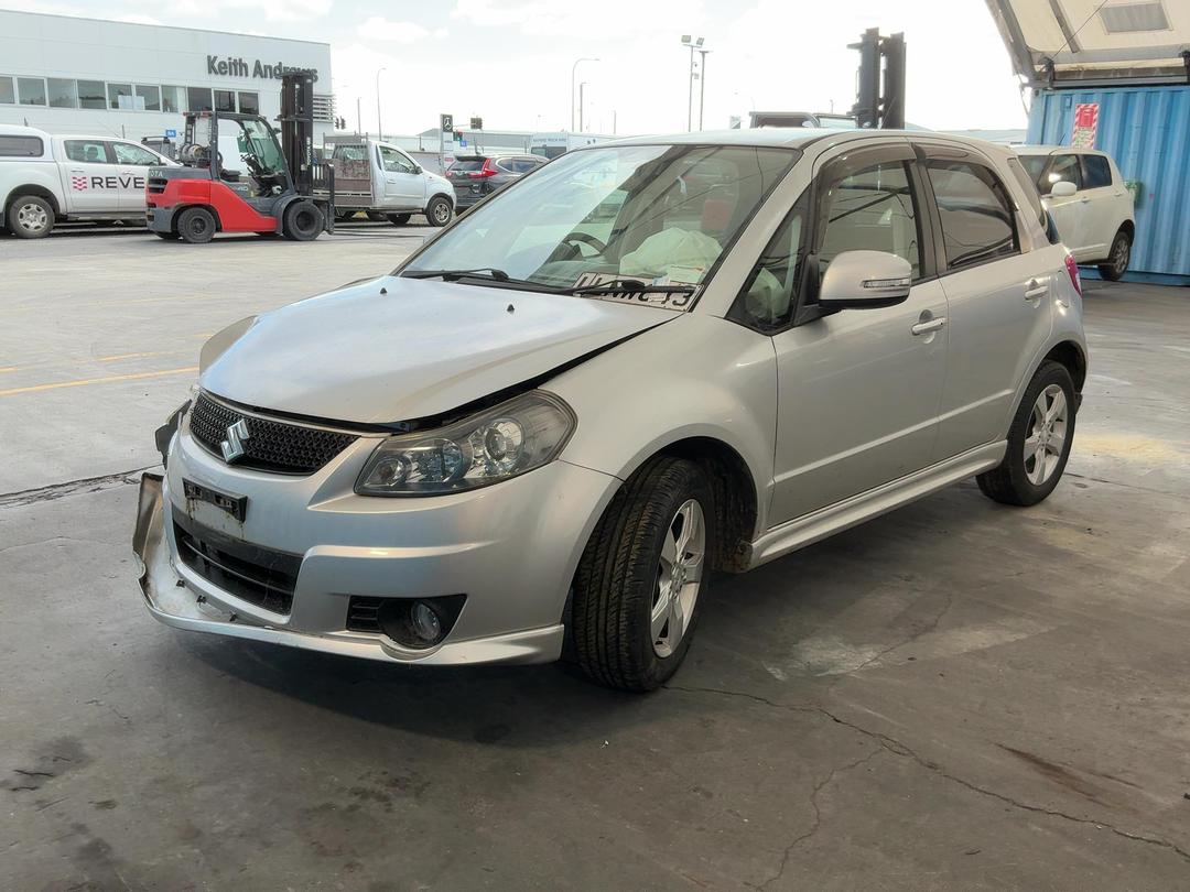 Photo '8' of Suzuki SX4