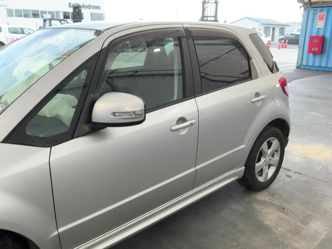 Photo '9' of Suzuki SX4