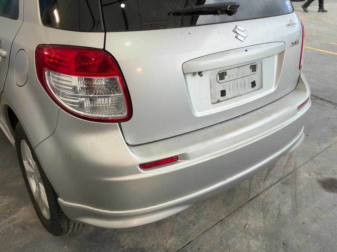 Photo '12' of Suzuki SX4