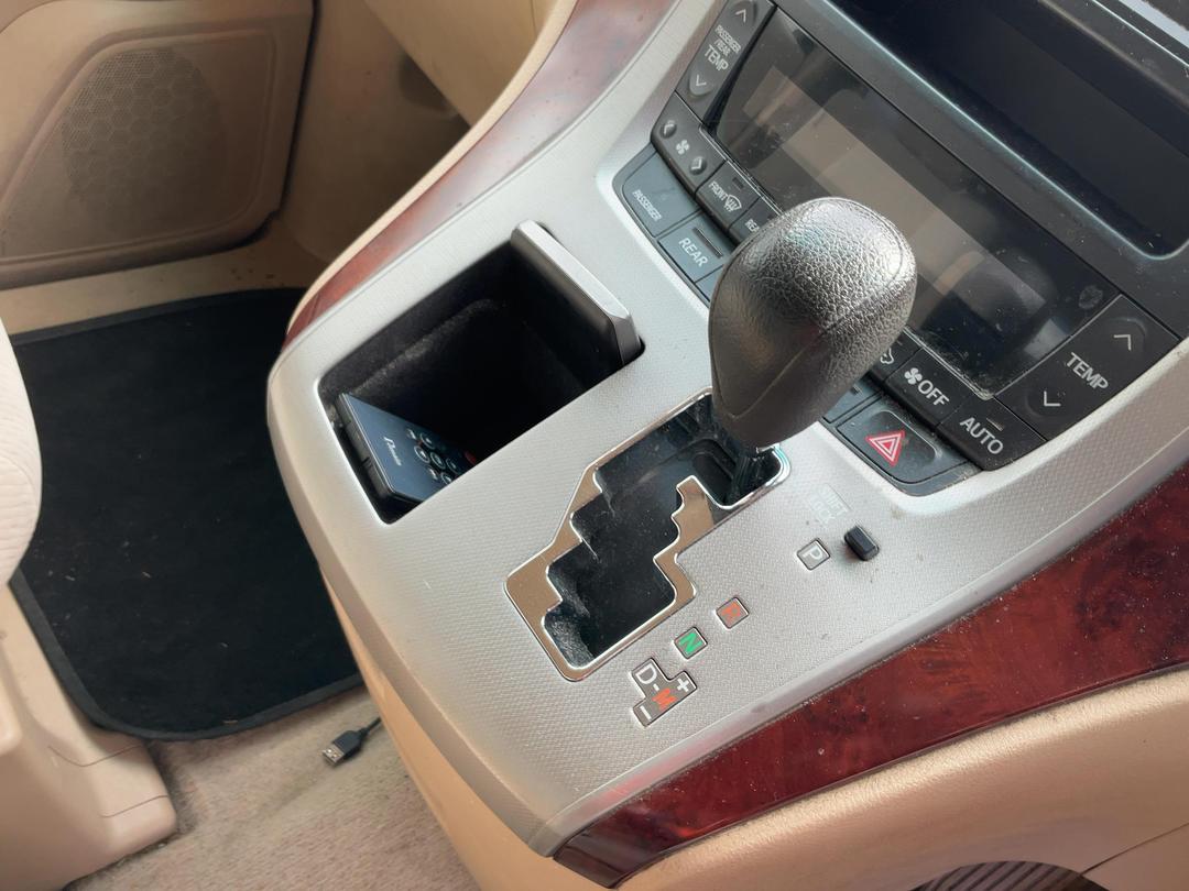 Photo '13' of Toyota Alphard Vellfire Photo '13' of Toyota Alphard Vellfire