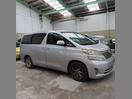 Thumbnail '2' of Toyota Alphard Vellfire