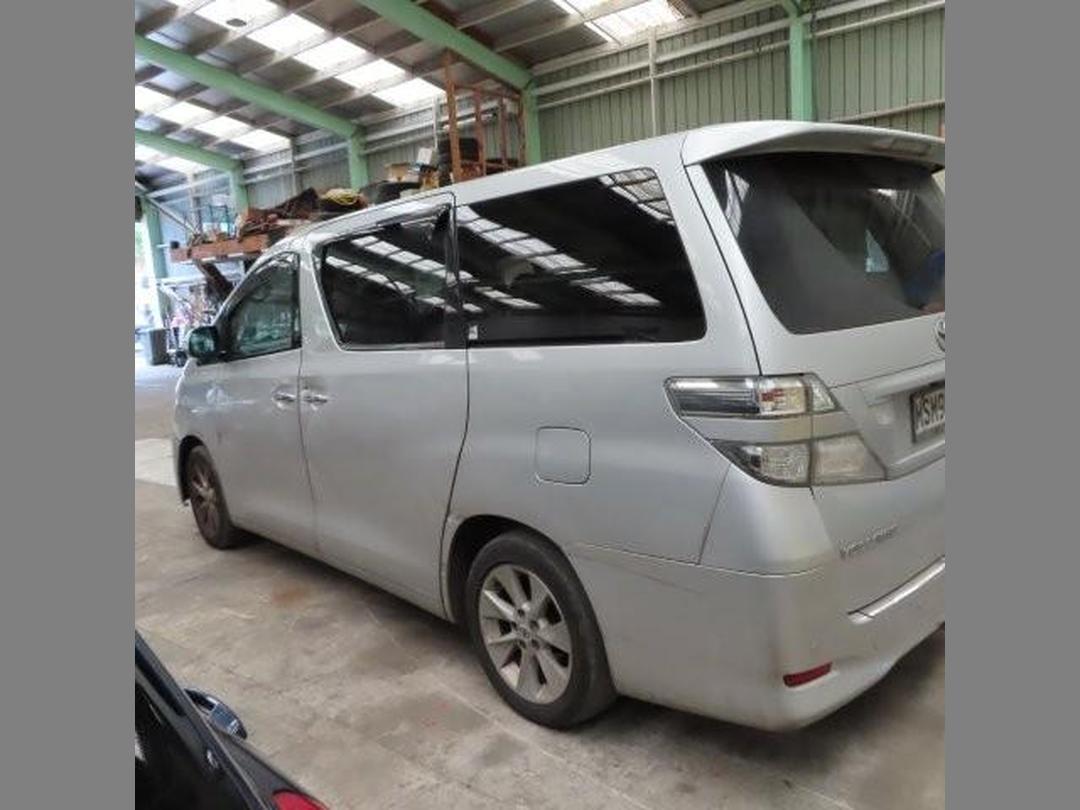 Photo '4' of Toyota Alphard Vellfire Photo '4' of Toyota Alphard Vellfire