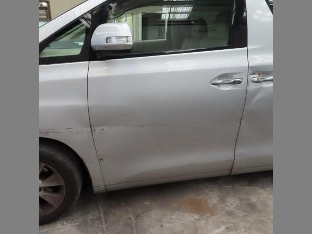 Photo '15' of Toyota Alphard Vellfire Photo '15' of Toyota Alphard Vellfire