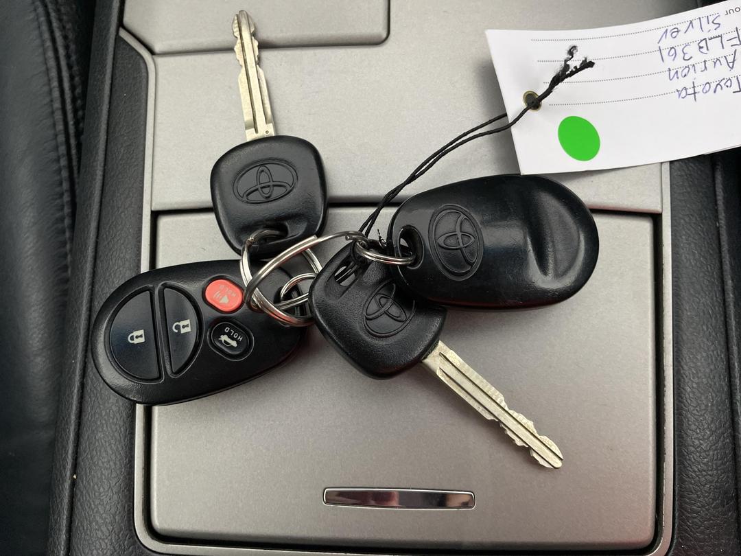 Photo '22' of Toyota Aurion