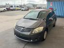 Thumbnail '3' of Toyota Auris