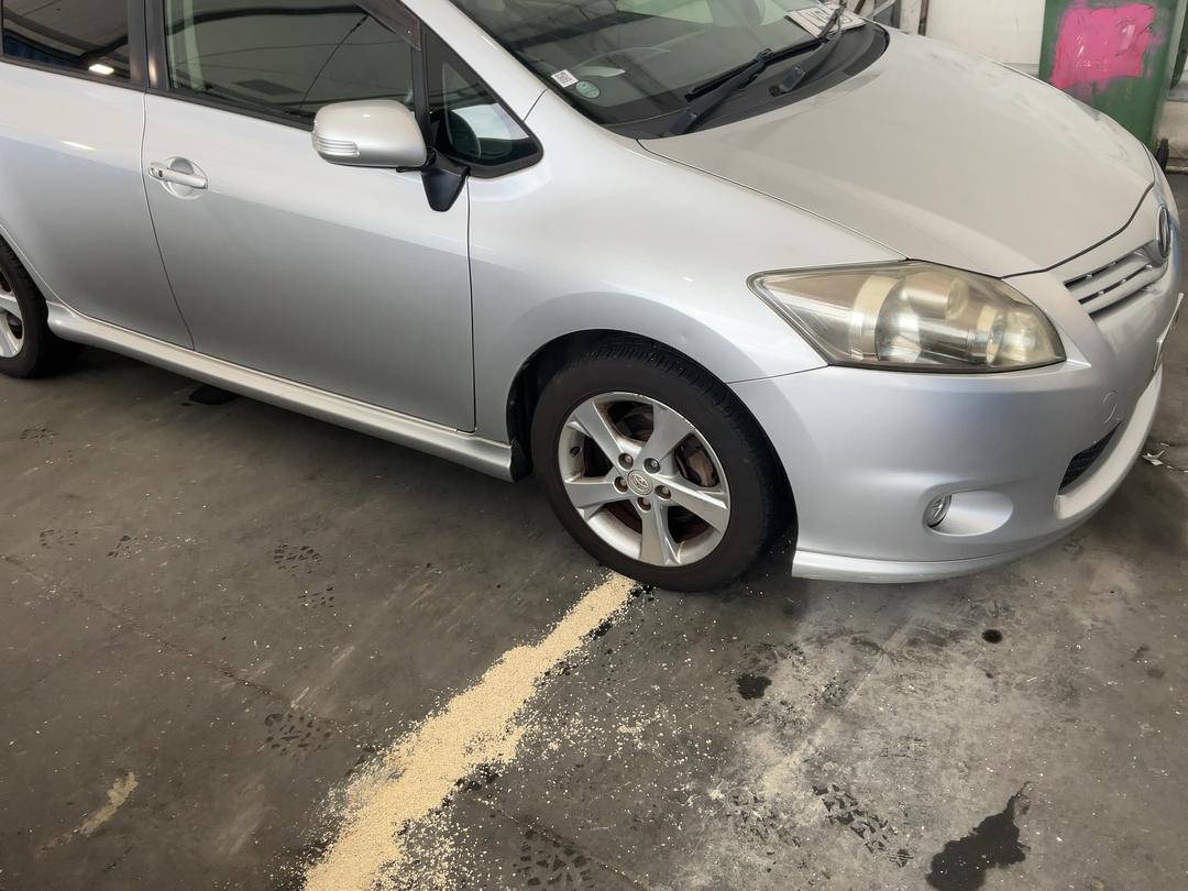 Photo '2' of Toyota Auris Photo '2' of Toyota Auris