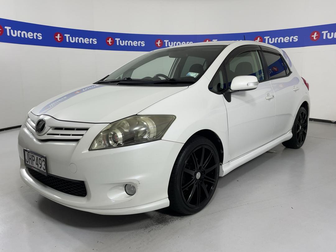 Photo '4' of Toyota Auris