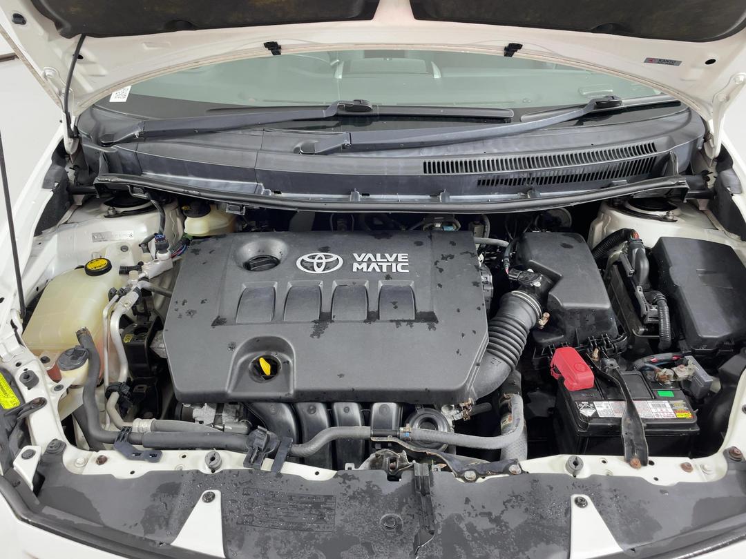 Photo '13' of Toyota Auris