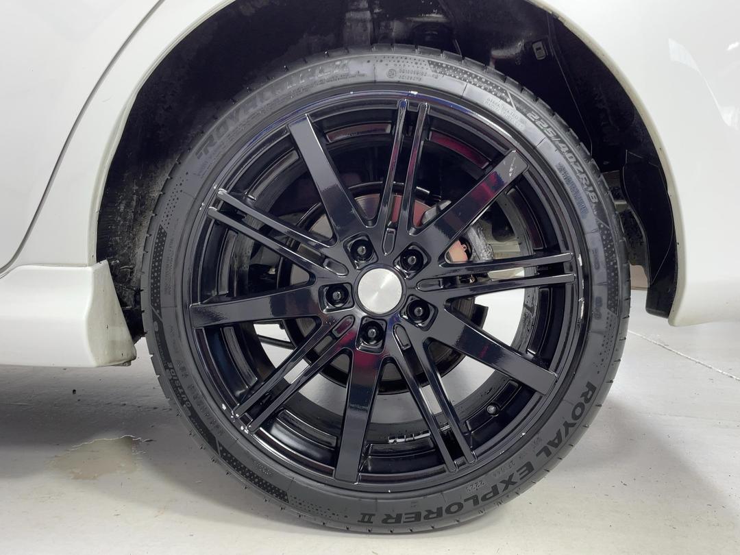 Photo '11' of Toyota Auris