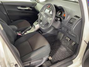 Photo '16' of Toyota Auris