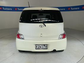 Photo '6' of Toyota BB