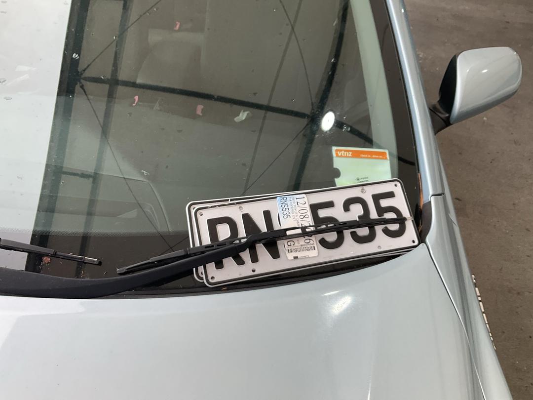 Photo '22' of Toyota Camry