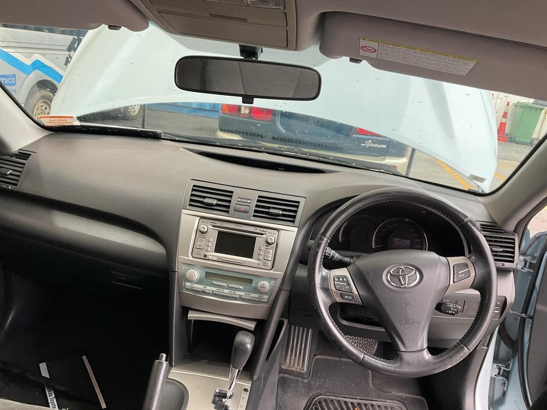 Photo '20' of Toyota Camry