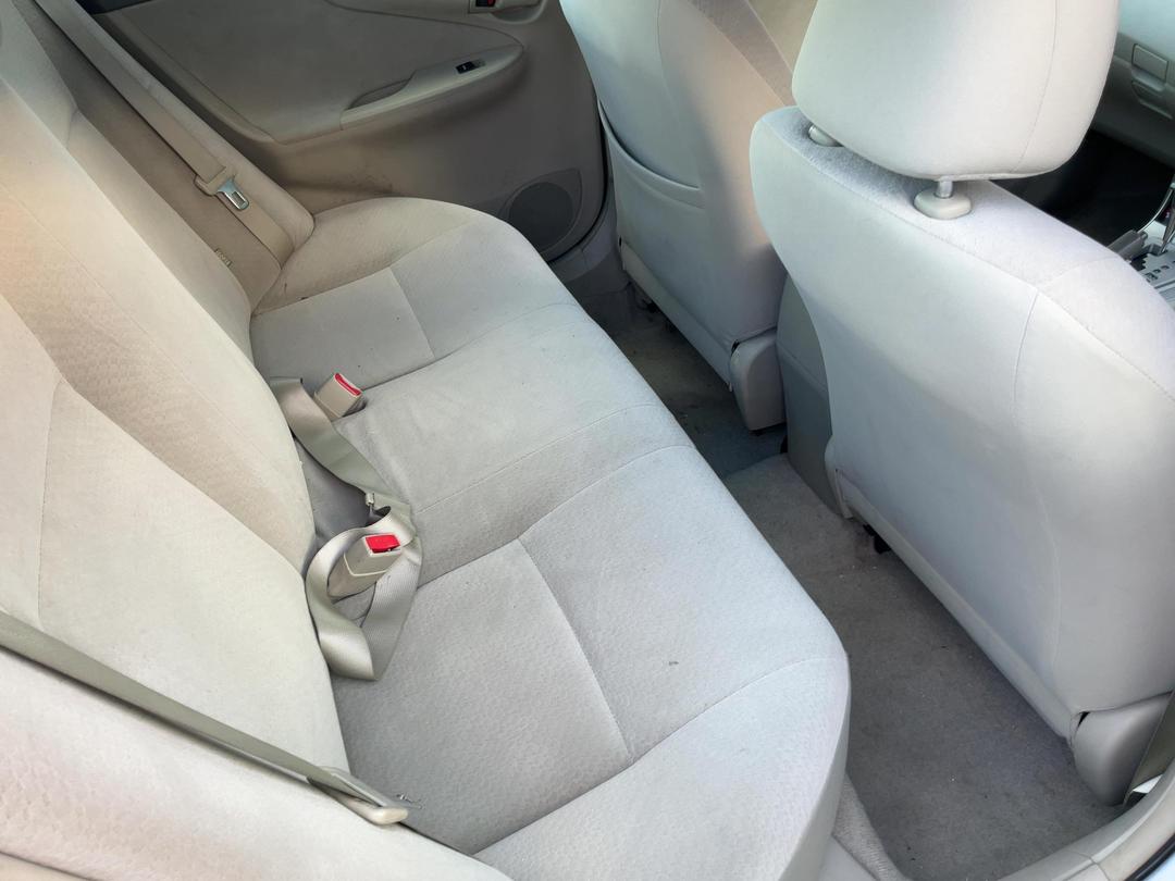 Photo '22' of Toyota Corolla Axio