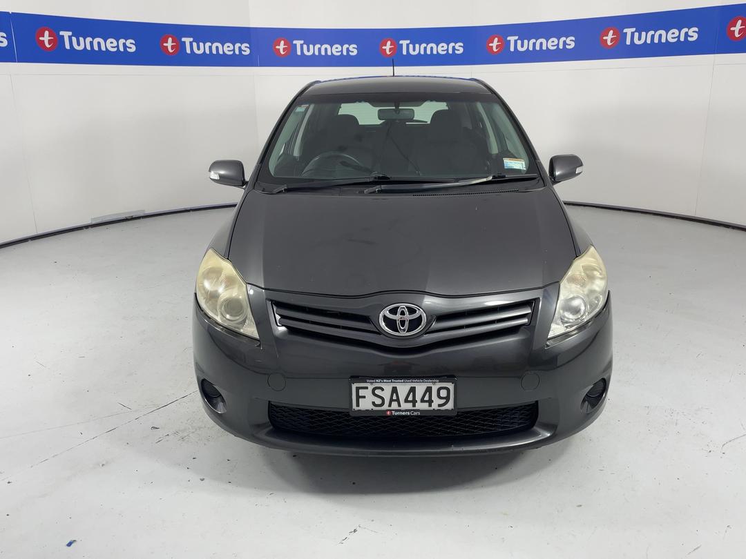 Photo '2' of Toyota Corolla