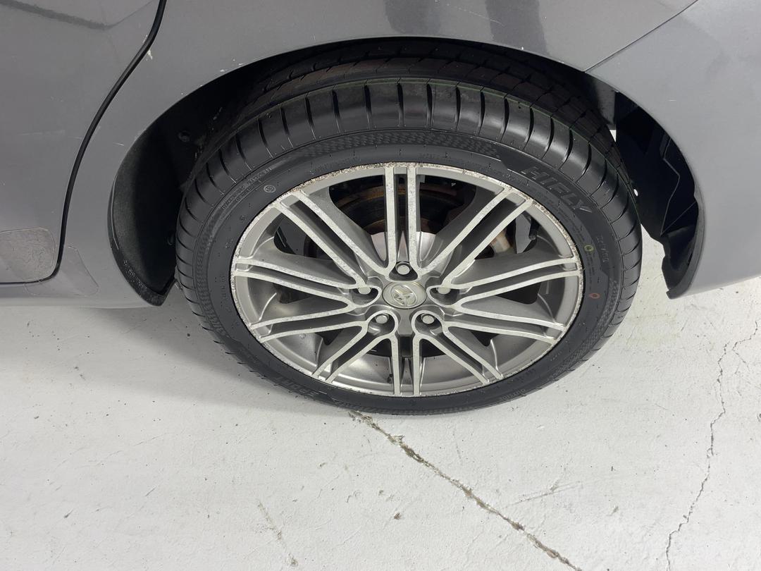 Photo '11' of Toyota Corolla