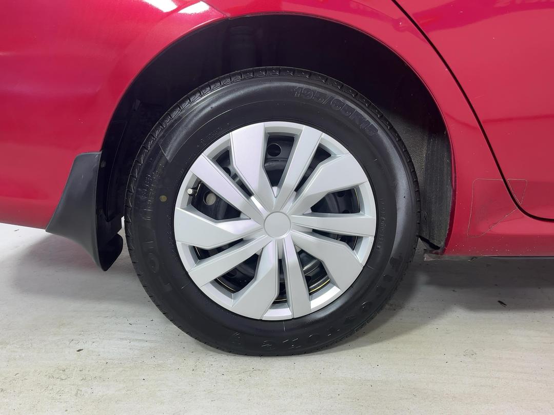 Photo '12' of Toyota Corolla