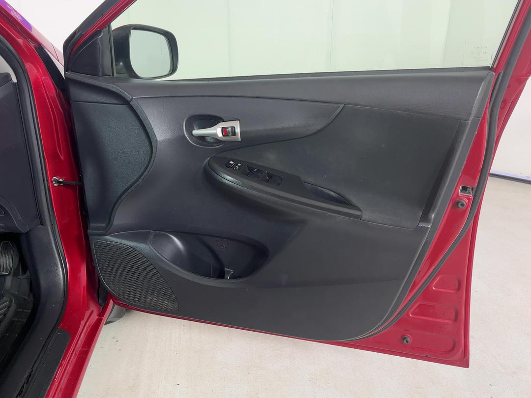 Photo '15' of Toyota Corolla