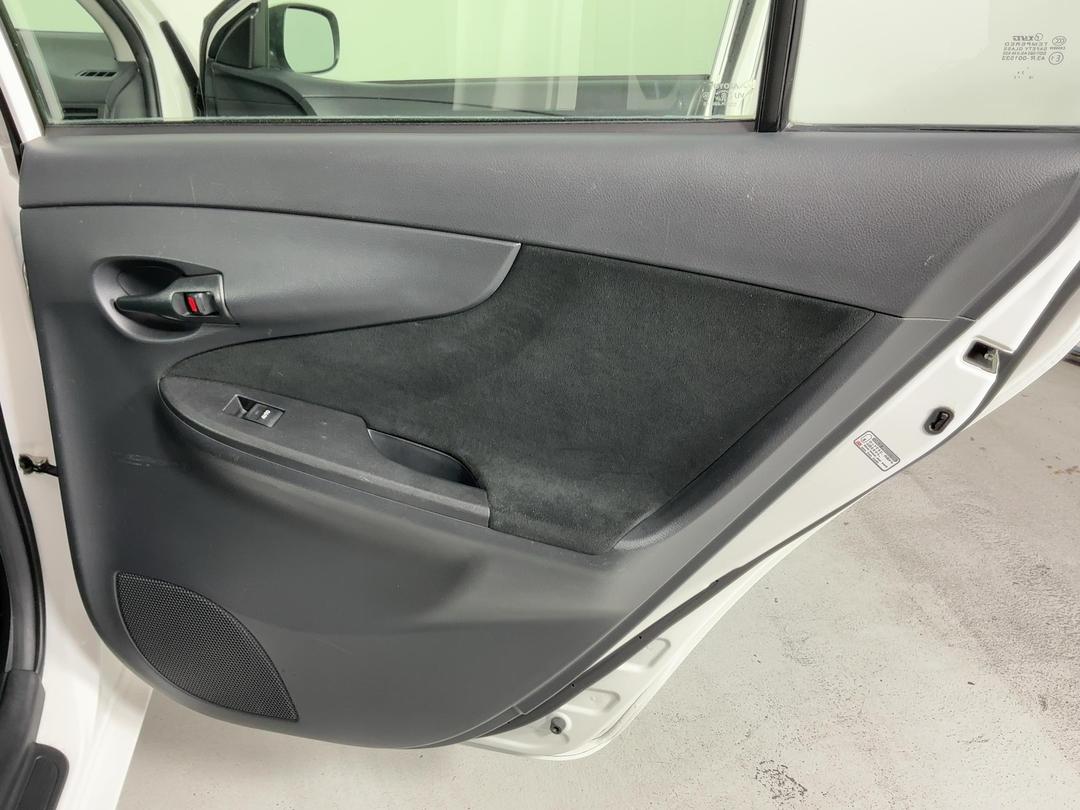 Photo '19' of Toyota Corolla