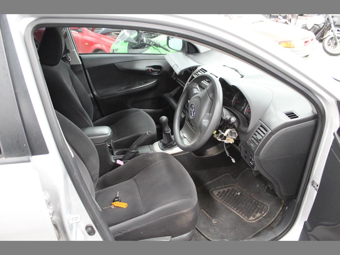 Photo '10' of Toyota Corolla Photo '10' of Toyota Corolla