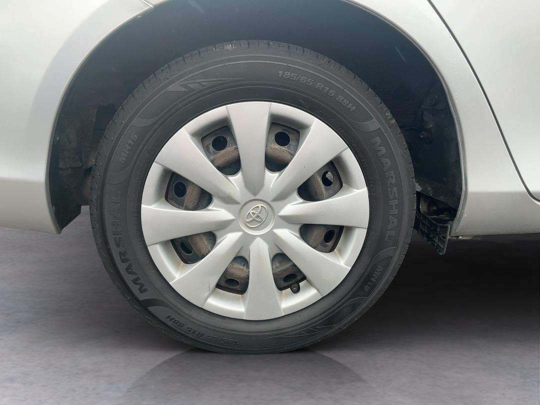 Photo '12' of Toyota Corolla Fielder