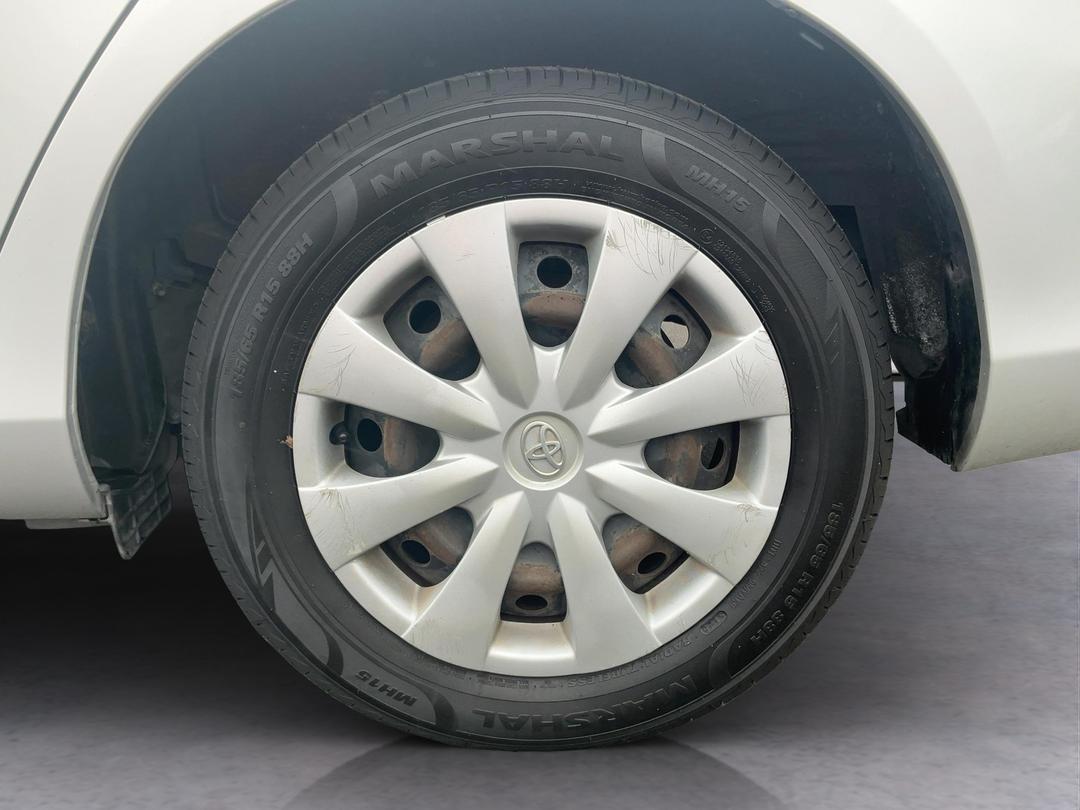Photo '11' of Toyota Corolla Fielder