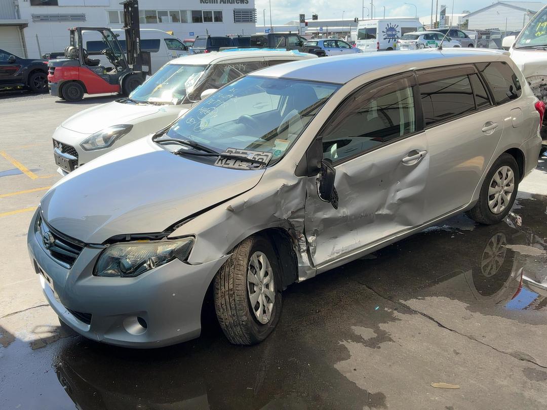 Photo '8' of Toyota Corolla Fielder