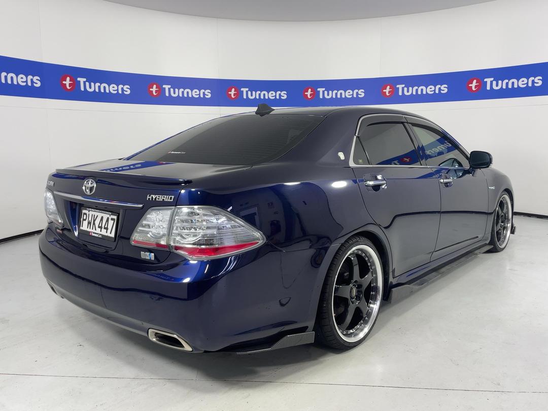Photo '7' of Toyota Crown